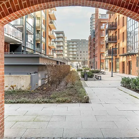 Lägenhet Stylowy Z Widokiem Browary Wroclawskie By Renters Prestige Wrocław