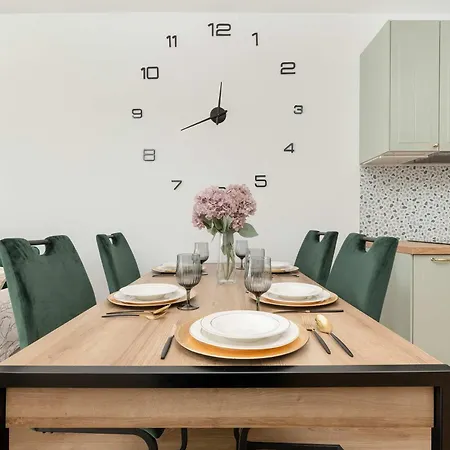 Lägenhet Stylowy Z Widokiem Browary Wroclawskie By Renters Prestige Wrocław