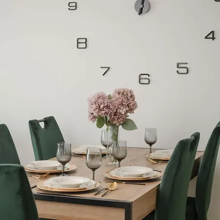 Stylowy Z Widokiem Browary Wroclawskie By Renters Prestige Lägenhet *