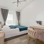 Stylowy Z Widokiem Browary Wroclawskie By Renters Prestige